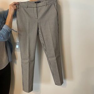 Theory Size for ankle length hounds tooth trouser